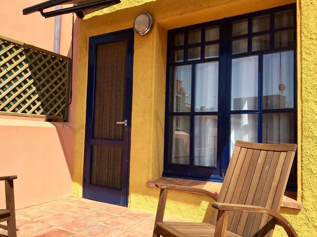 Apartament Can Callis Castello  D'Empuries Apartment